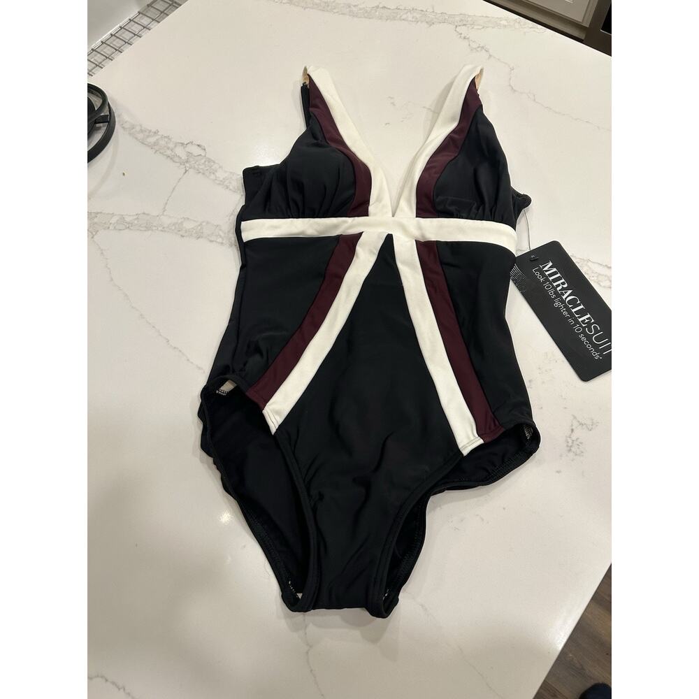 NWT Miraclesuit SHIRAZ Sz 16W Spectra Trilogy One-Piece Swimsuit Slimming V Neck - Picture 6 of 9